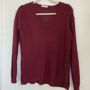 Maroon long sleeve knitted sweater